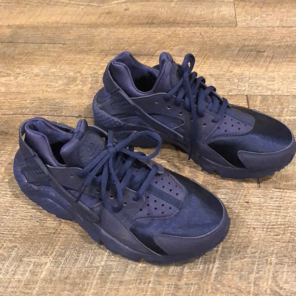 Limited Edition Huaraches (Unworn)